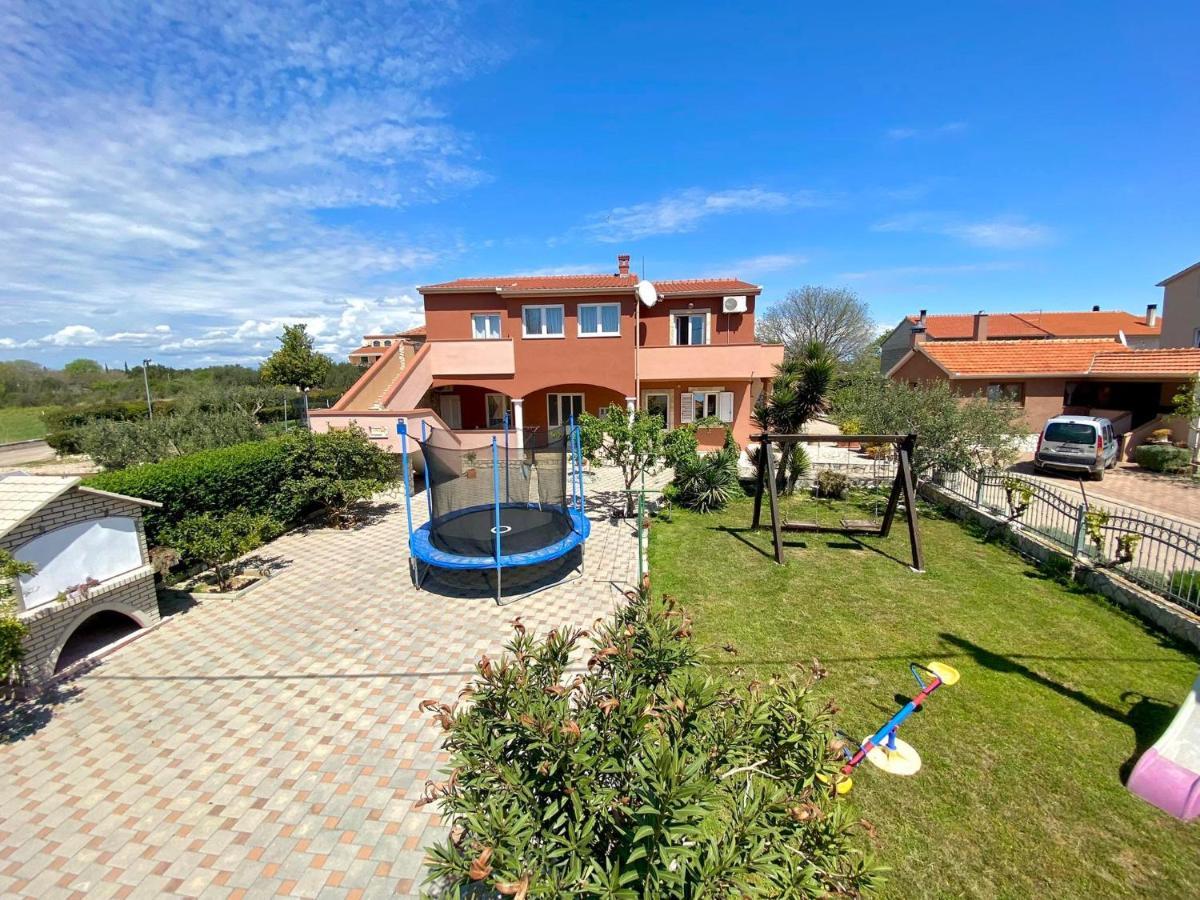Apartmani Goga Biograd Na Moru Bagian luar foto