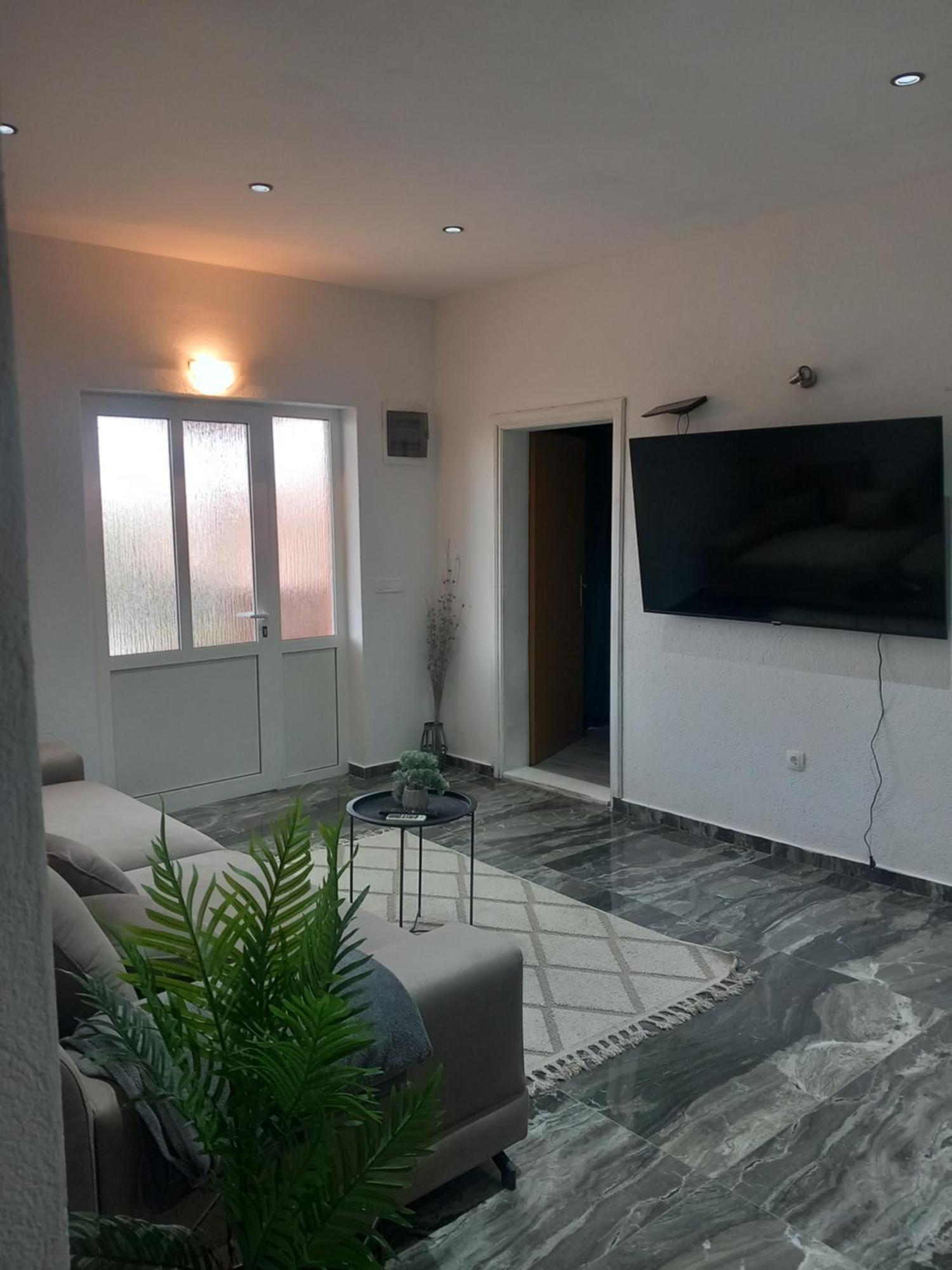 Apartmani Goga Biograd Na Moru Bagian luar foto