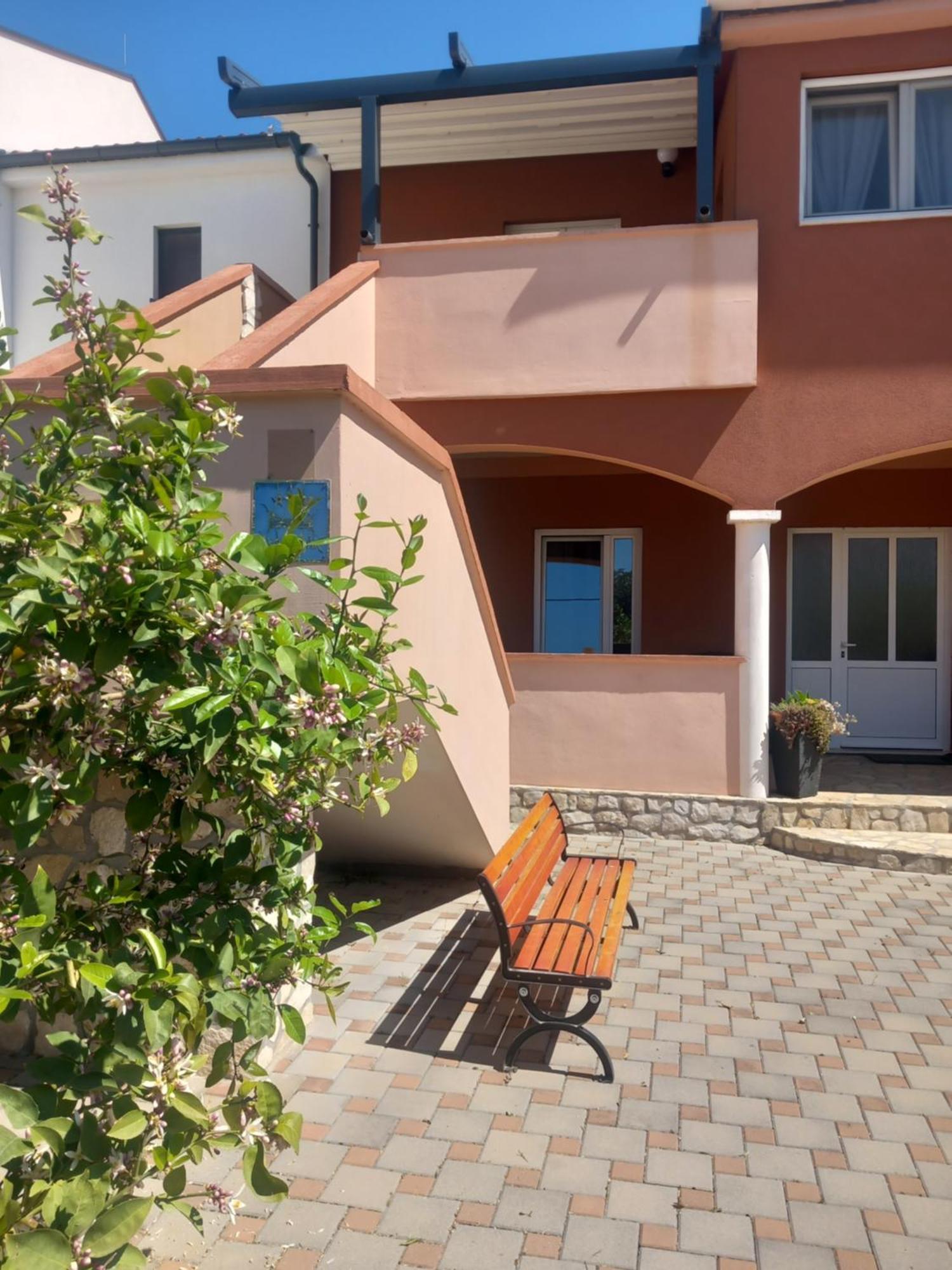 Apartmani Goga Biograd Na Moru Bagian luar foto